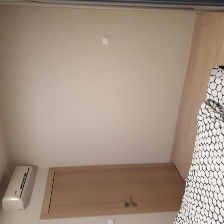 Utulny Apartman V Bratislava 15 Екстериор снимка